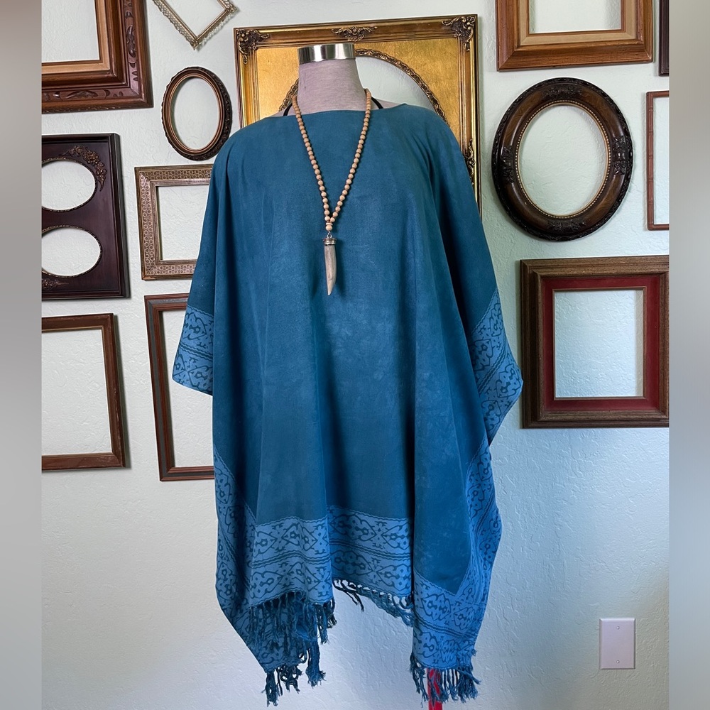 Wrapsody Kaftan Poncho
